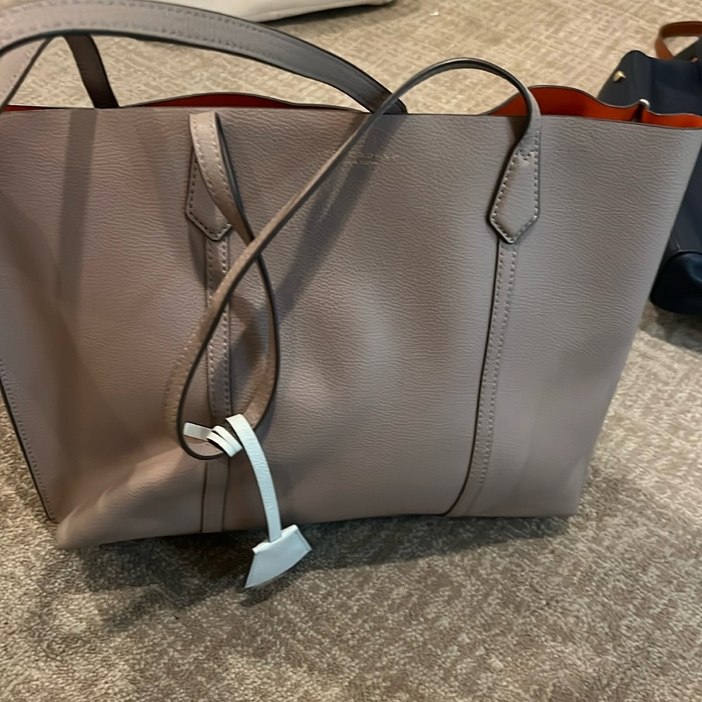 tory burch perry tote bag